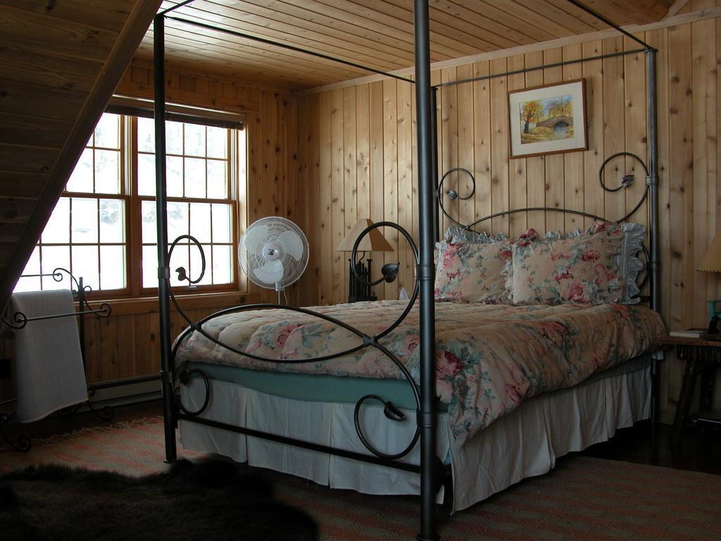 Montana Spirit Guest Lodge Cliff Lake ห้อง รูปภาพ